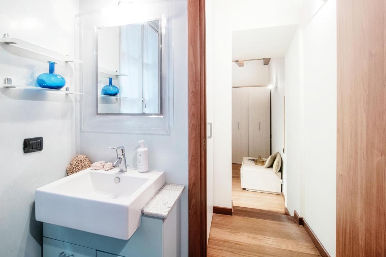 Del Pero Suite - By Myhomeincomo Exterior photo