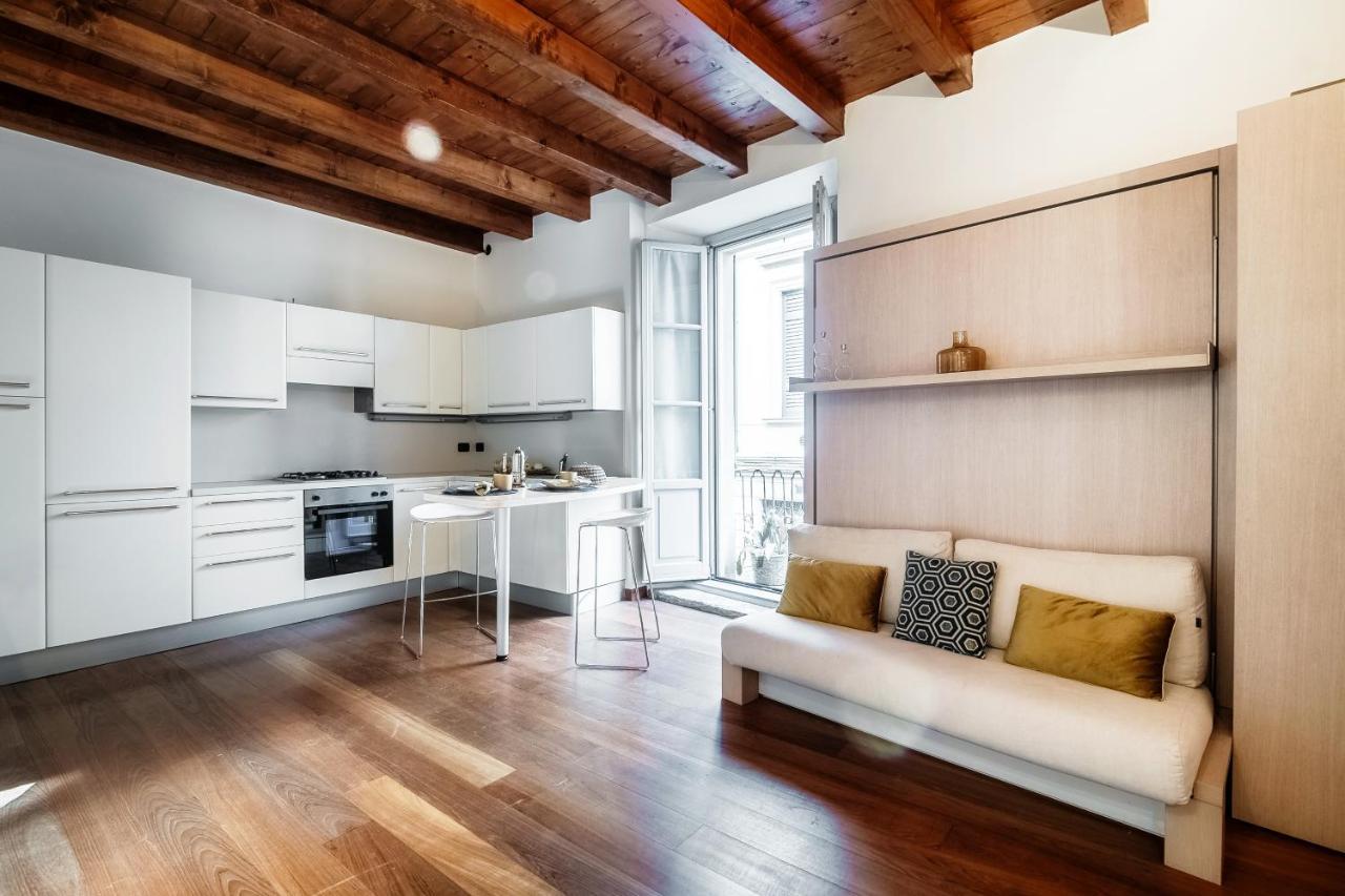 Del Pero Suite - By Myhomeincomo Exterior photo